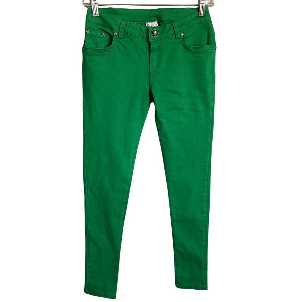 NWOT Vitamin Green Stretch Jeans Size M